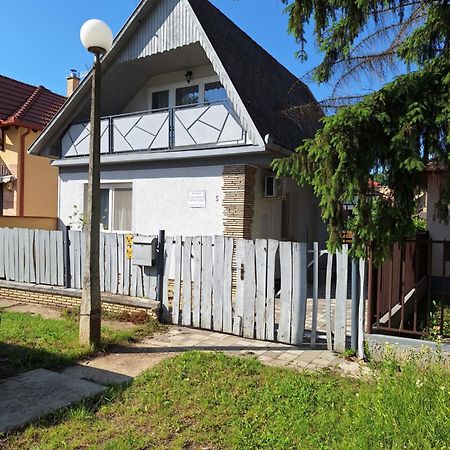 Nikolett Apartman Hajdúszoboszló Exteriér fotografie