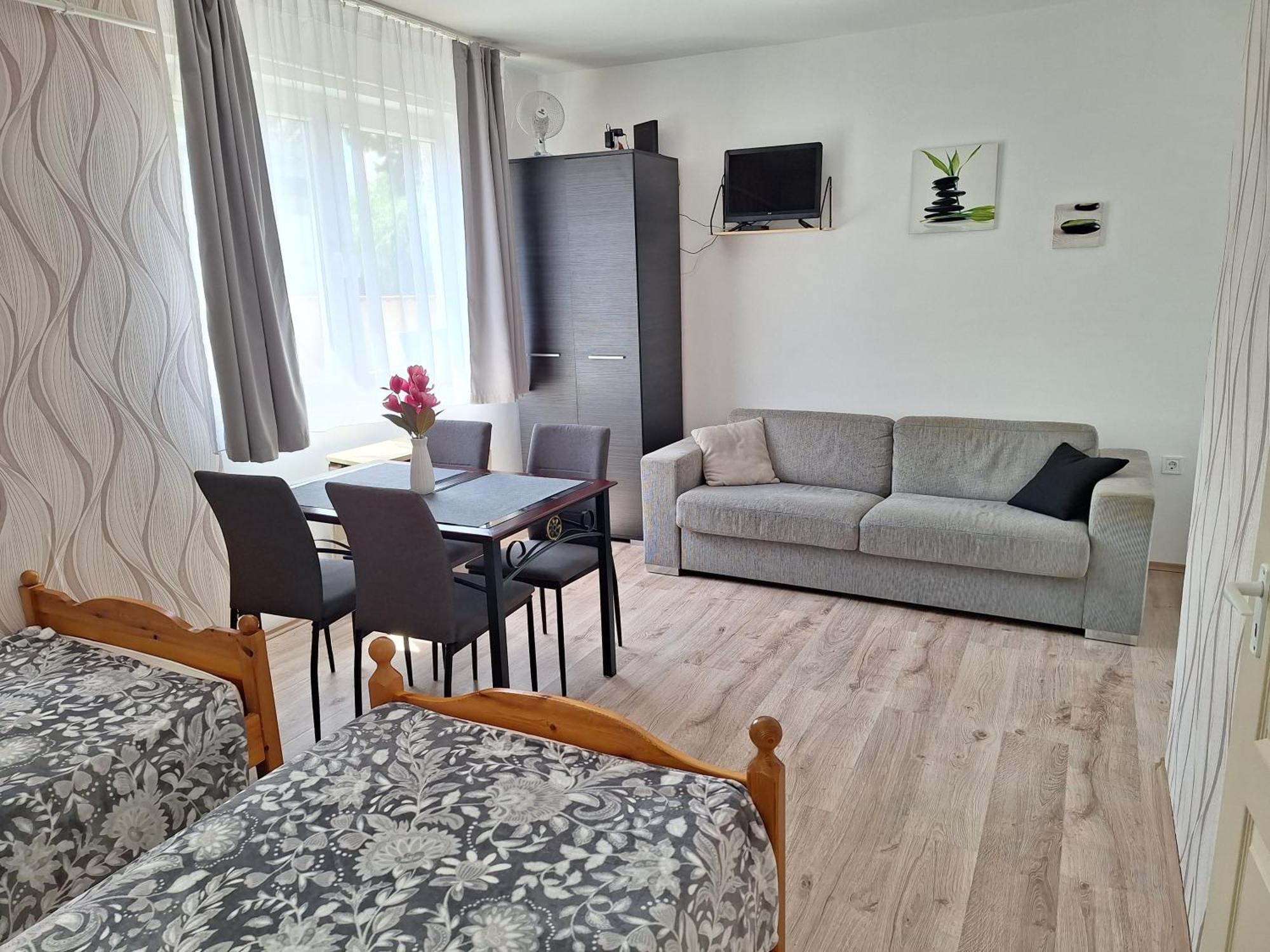 Nikolett Apartman Hajdúszoboszló Exteriér fotografie