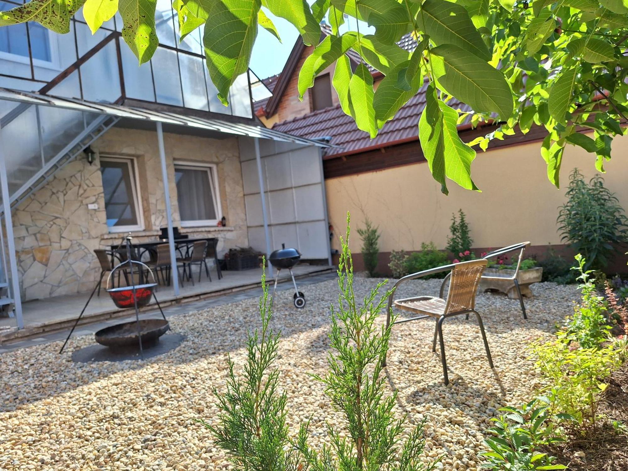 Nikolett Apartman Hajdúszoboszló Exteriér fotografie